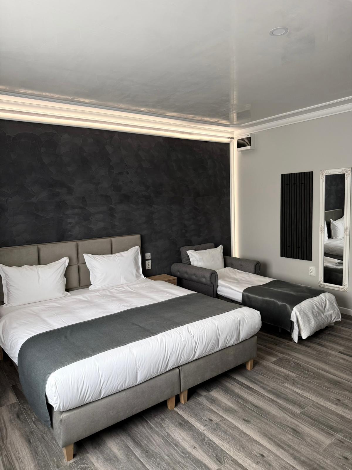 PHOTO-2026-03-26-13-49-32